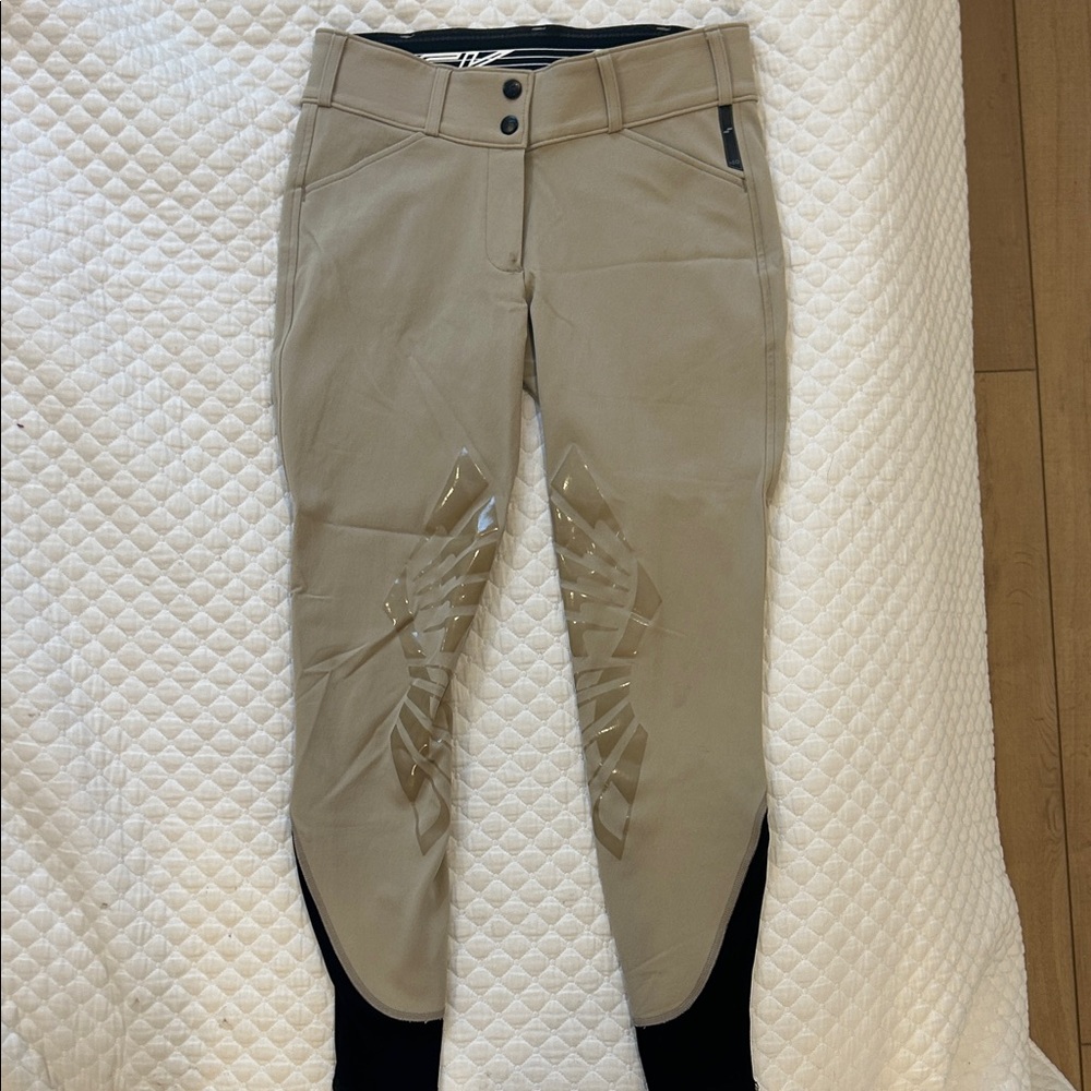 Struck tan breeches silicone knee patch 26